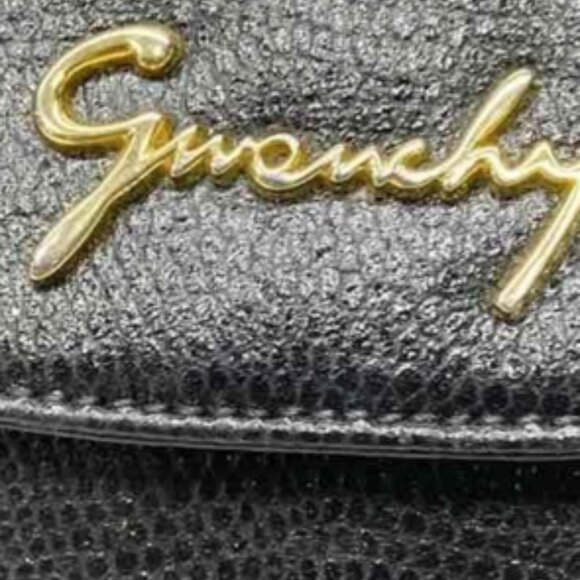 Givenchy Vintage Black Textured Leather Clam Shell Magnet Clutch Shoulder Bag - Picture 3 of 9